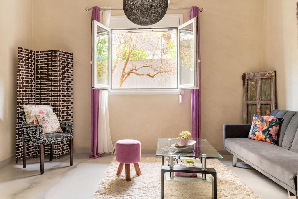 Cute Full Apt W/Backyard In Paleo Faliro 아테네 외부 사진