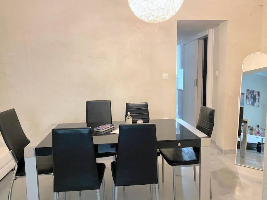 Cute Full Apt W/Backyard In Paleo Faliro 아테네 외부 사진