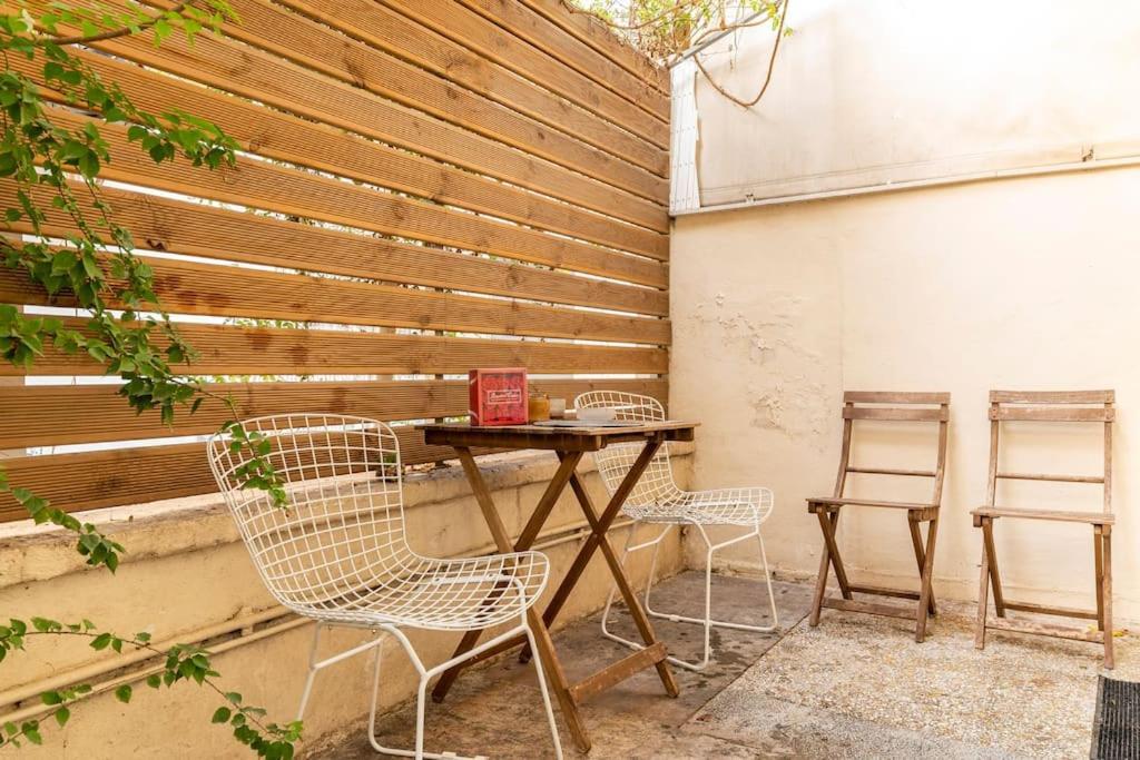 Cute Full Apt W/Backyard In Paleo Faliro 아테네 외부 사진